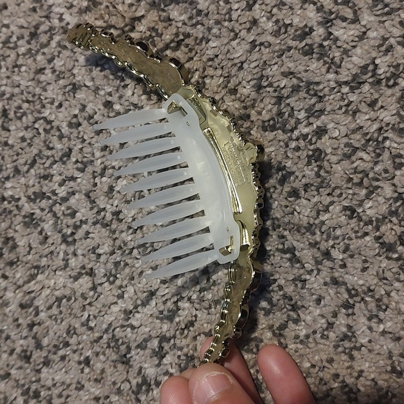 Crown - Picture 2 of 3